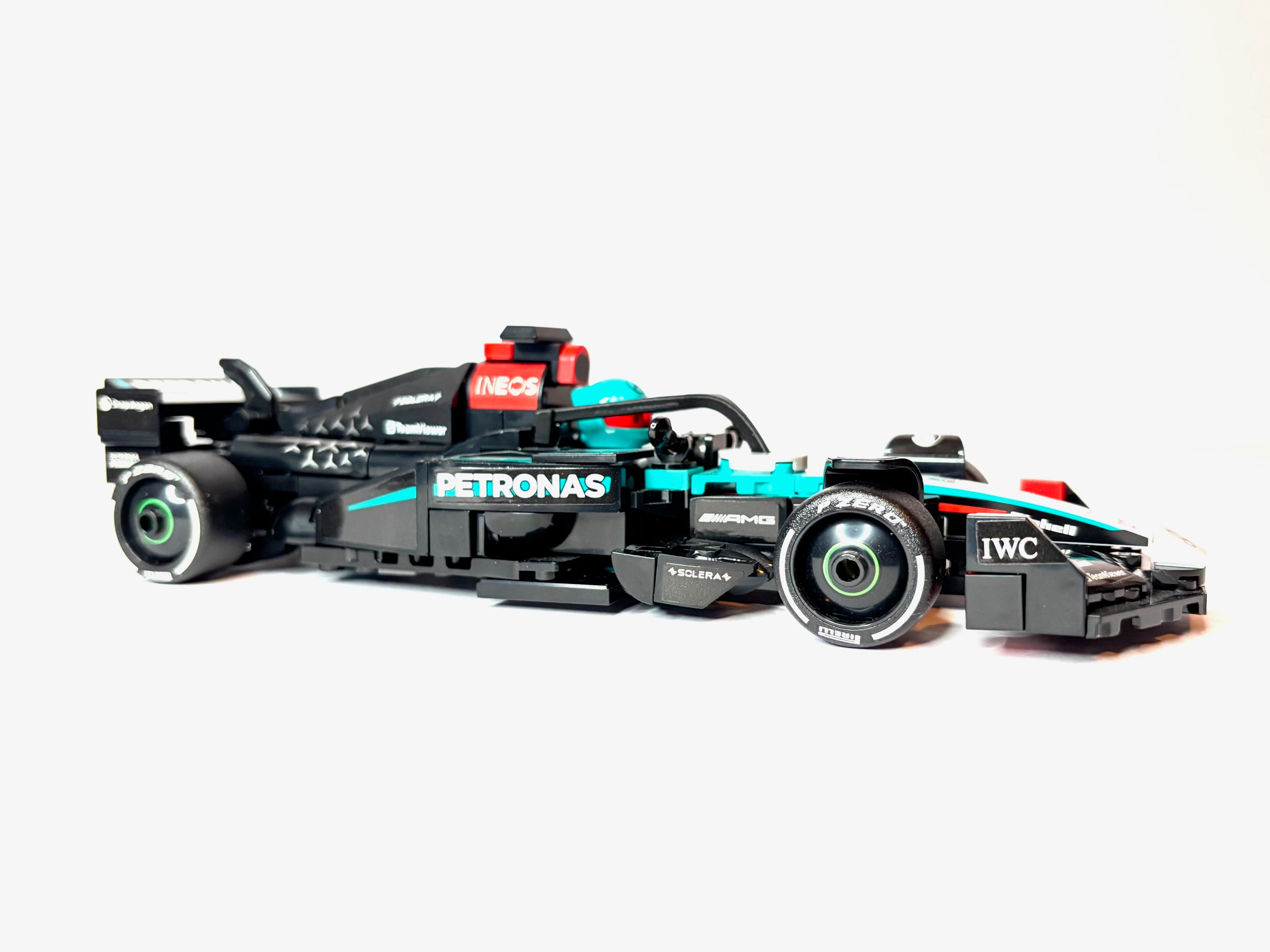 Lego Speed Champions - Mercedes-AMG F1® W15 Race Car #77244 - Upgraded Halo